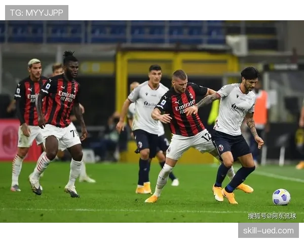 克鲁伊夫高位逼抢如何有效撕开防线并提升球队进攻威胁